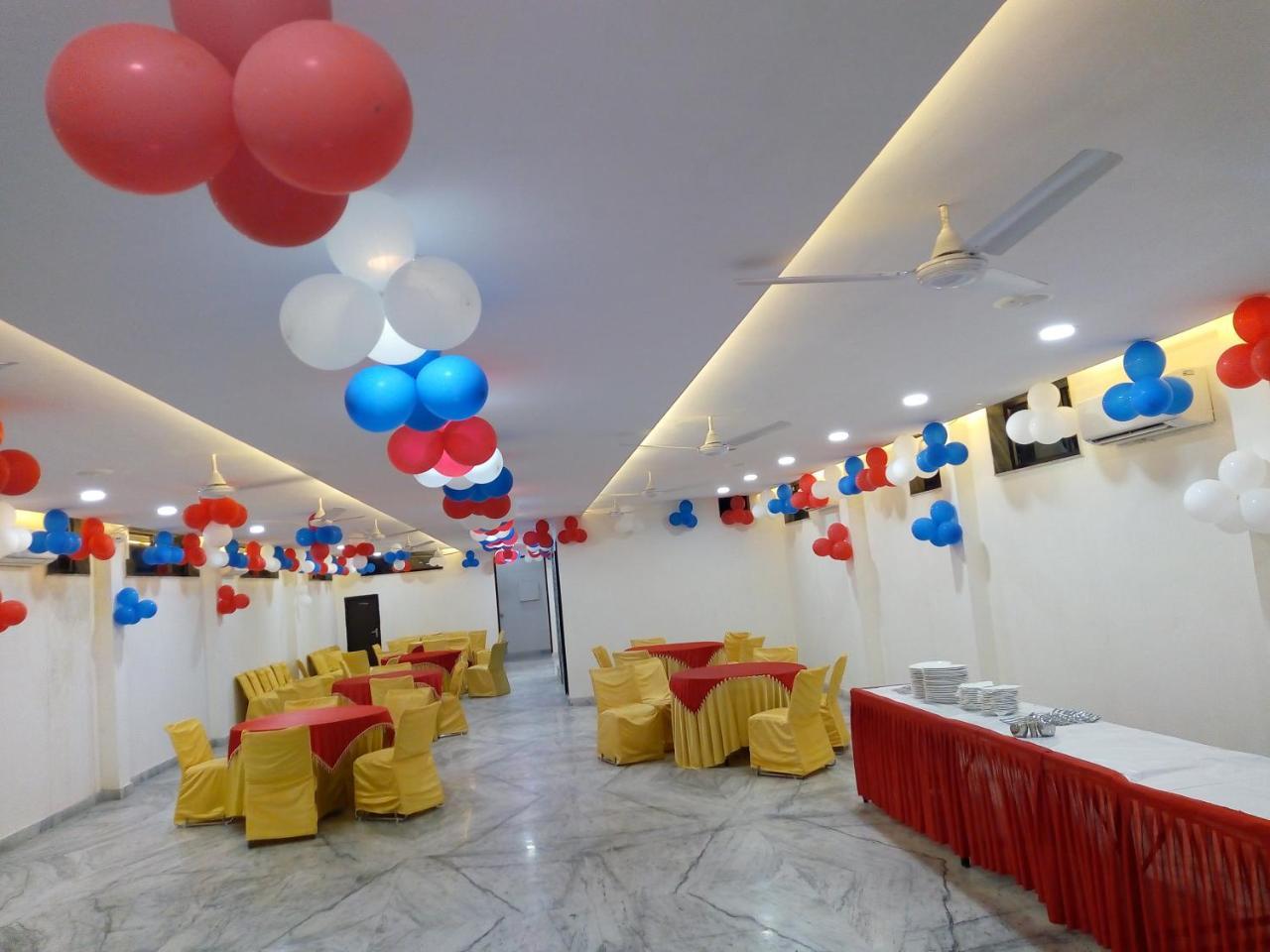 Hotel Sar Kamla Dham Skd Vrindavan Fully Vaccinated Staff Exterior foto
